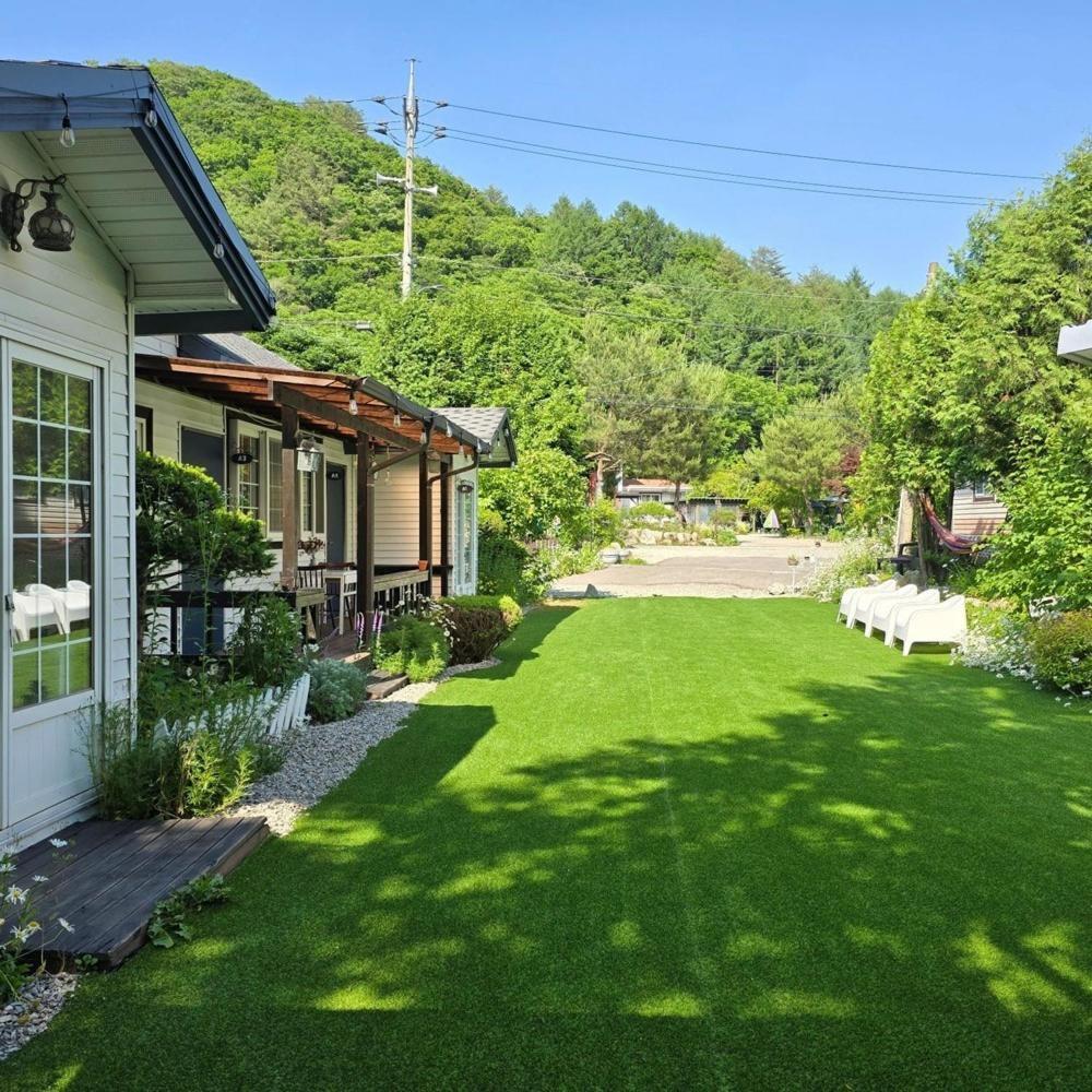 Pyeongchang Heungjeong Valley 409 Pension Exterior foto